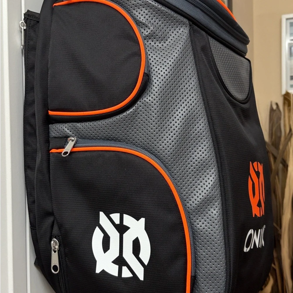 Onix Pickleball Bag - Picture 6 of 7